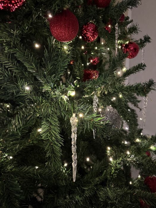 Продам елку 3.4 метра высотой