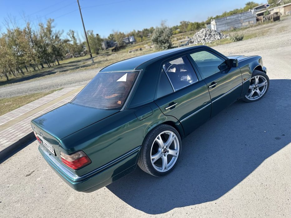 Продам Mercedes benz e 200