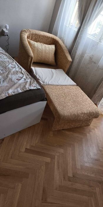 Дава се под наем Четиристаен апартамент в с. Чайка, Област Варна - 90 кв.м за 800 € - Снимка #2