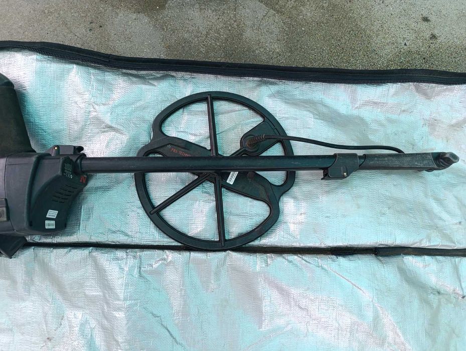 Металотърсач Minelab E-trac deluxe.