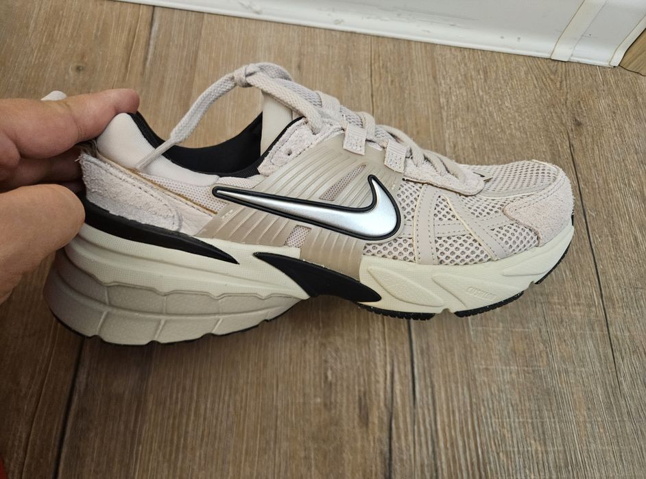 Очень стильные Кроссовки Nike 38, 38.5