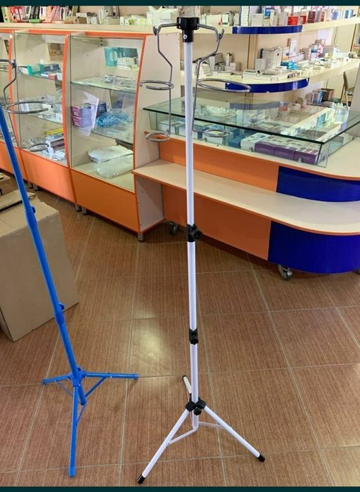 Штативы новые с гарантией.