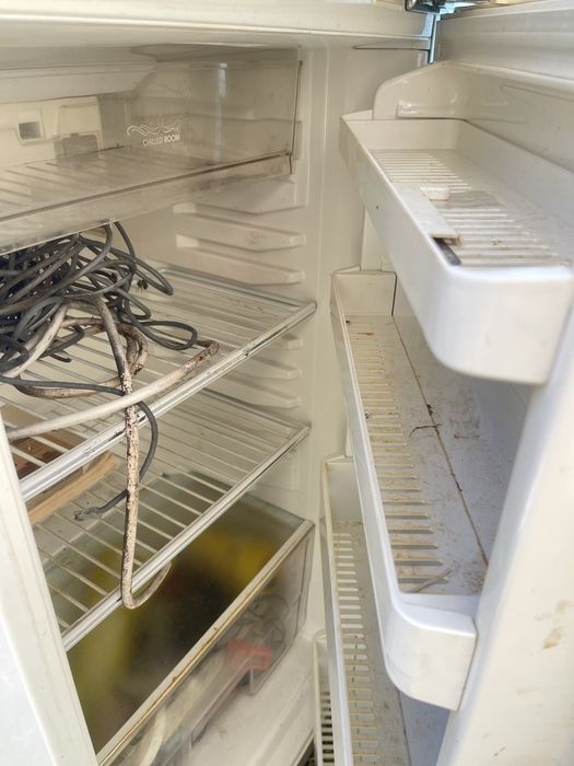 Холодильник Daewoo