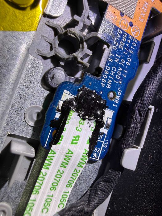 Reparatii telefoane, laptopuri, console | Display baterie microsudura