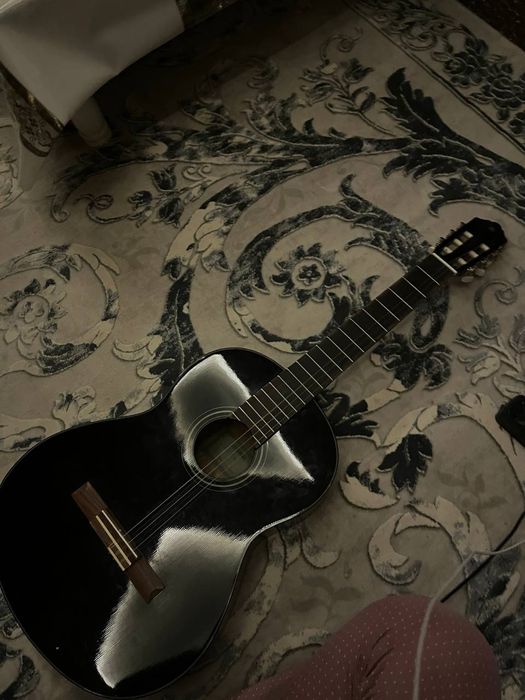 Гитара Yakmaha C40