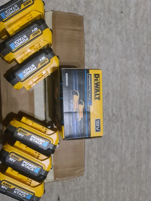 Acumulatori dewalt 18V power stack