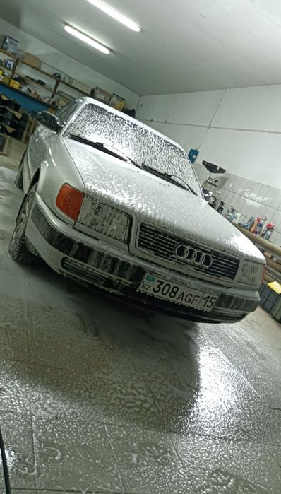 В продаже Audi 100 c4