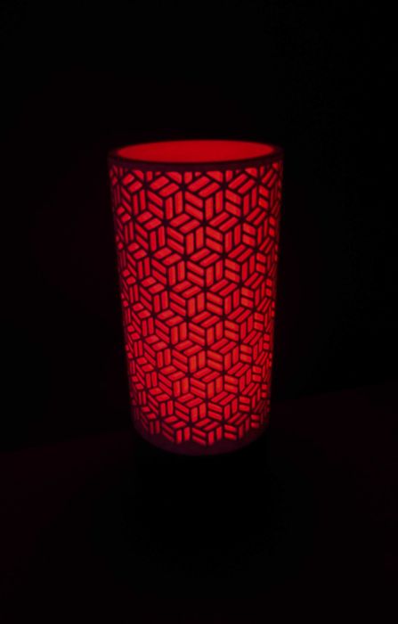 Lampa decorativă 3D tip hexagon  RGB, control Wi-Fi / aplicație mobilă