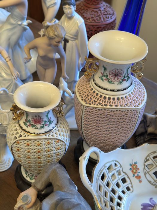 Bibelouri & statuete din porțelan