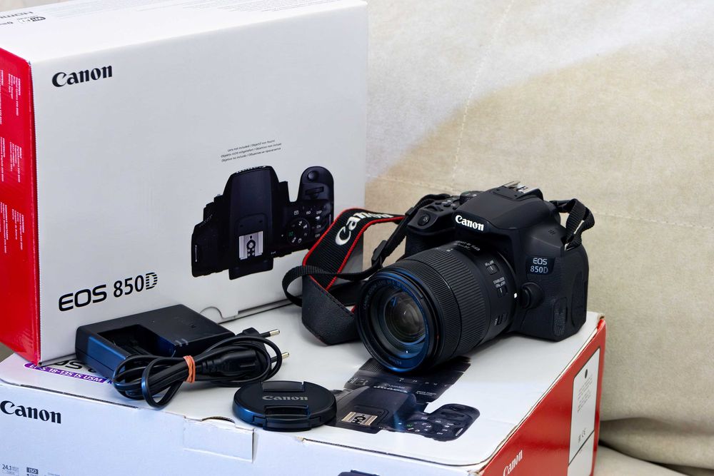 Canon 850D kit 18-135mm в идеальном состоянии