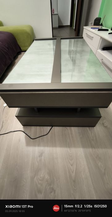 Masa de cafea cu lumina led.Model unicat