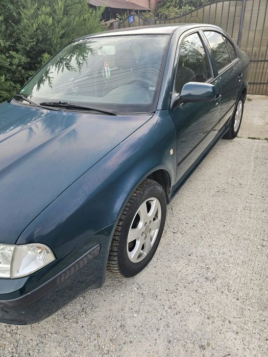 Vând Skoda Octavia