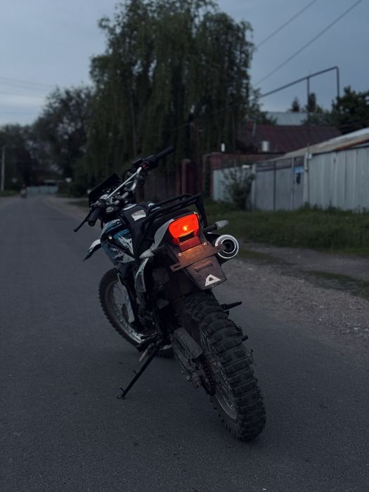 Продам мотоцикл  Racer panther 300
