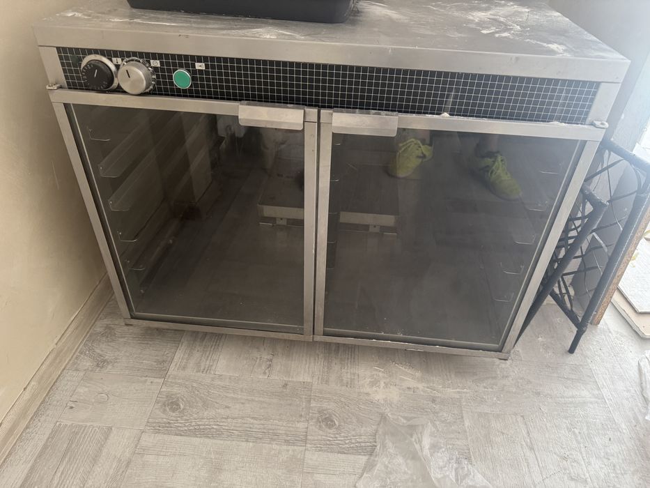 Dospitor 10 tavi