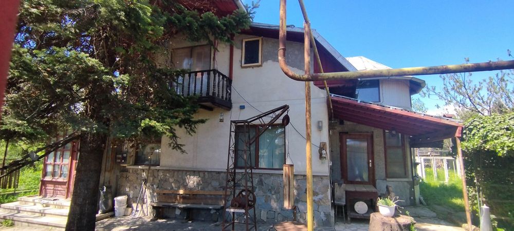 Casa de vanzare in Urlati ,jud.Prahova