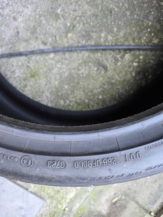 245 35 20  Anvelope Vara Noi Continental