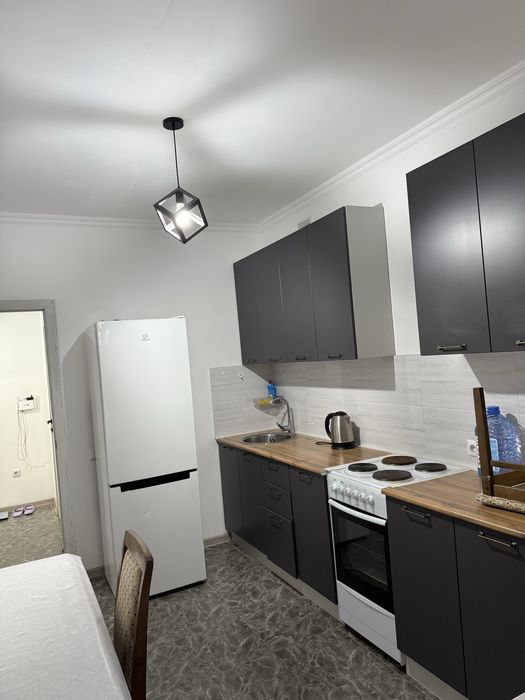 Подселениеге 2кыз керек