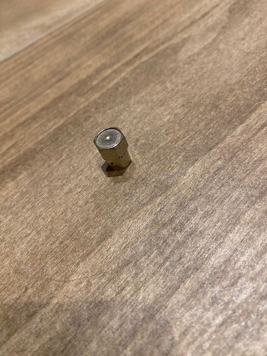 Сребърна капачка за кола (болче)