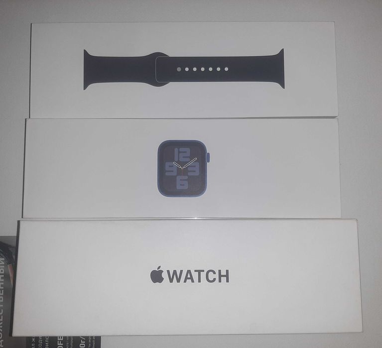 Смарт-часы Apple Watch SE (Gen 2) 44mm Midnight