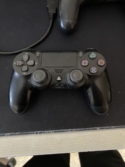 Playstation 4 Slim 1Tb