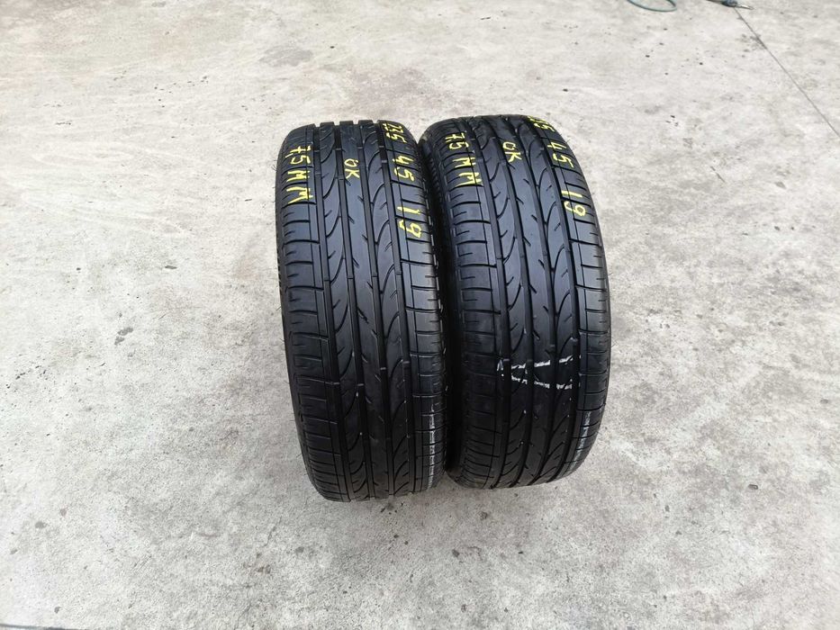 Doua anvelope de vara 235 45 19 bridgestone dueler HP 7,5 mm