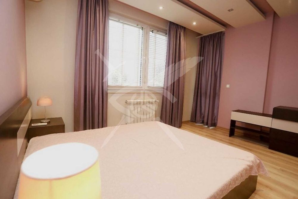 Дава се под наем Четиристаен апартамент в София, Кръстова вада - 150 кв.м за 1300 € - Снимка #6