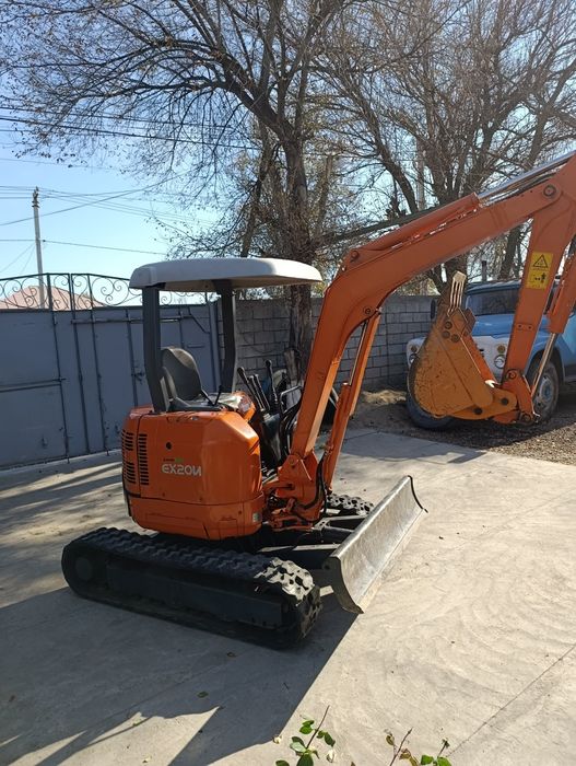 Продам мини экскаватор Hitachi EX20U