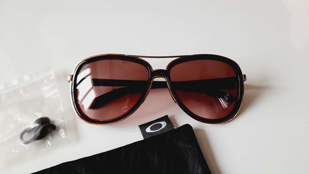 Слънчеви очила Oakley