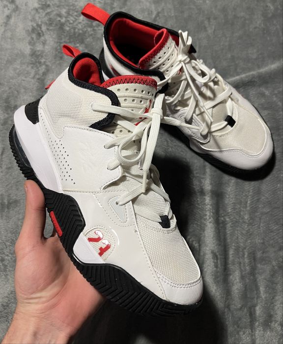 Adidasi Air Jordan