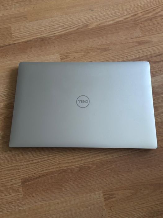 Laptop gaming Dell XPS 15 9570