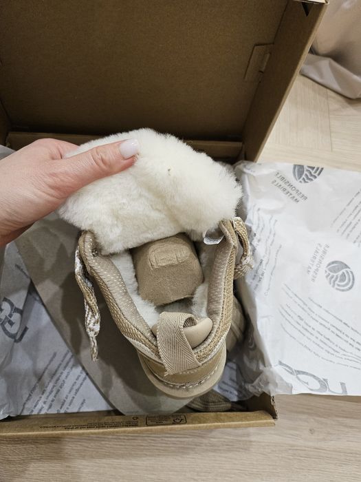 Кеды UGG lowmel  .