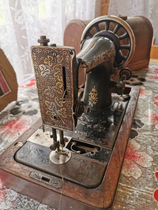 Антикварни шевни машини