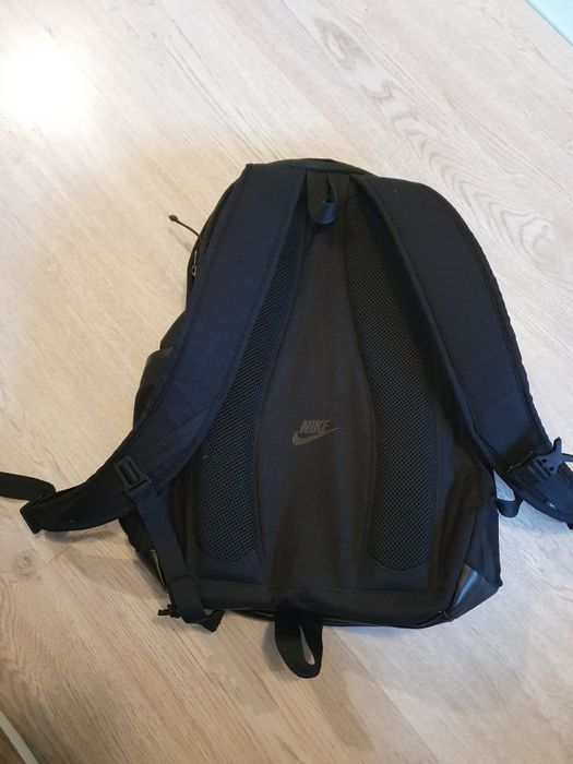 Nike раница черна