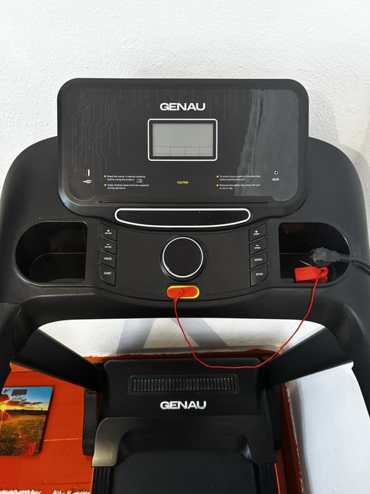 Беговая дорожка GENAU