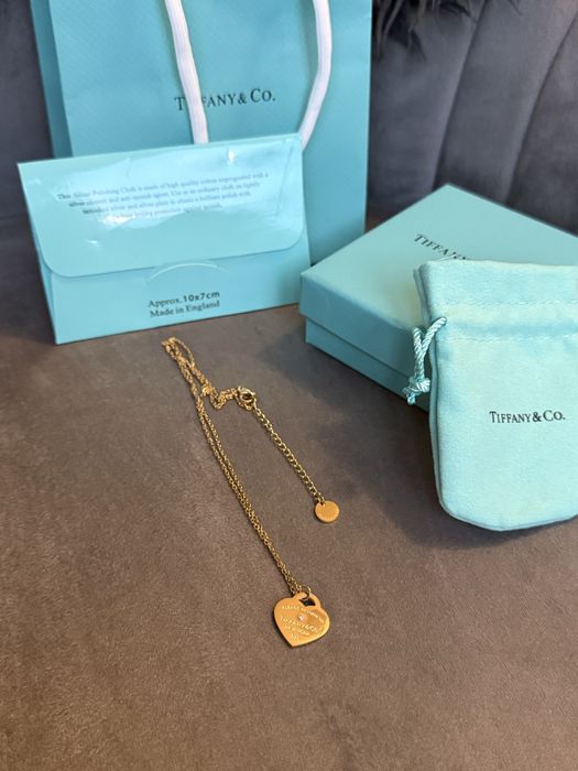 Lant cu medalion Tiffany, colectia din 2019 Return to Tiffany