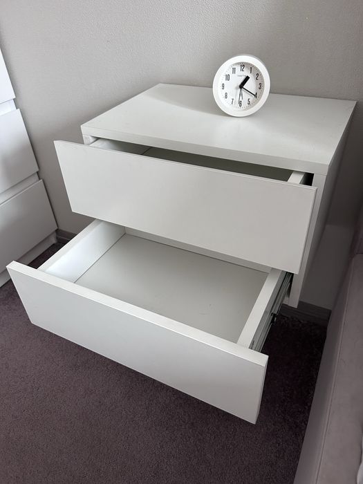 Прикроватные навесные полочки