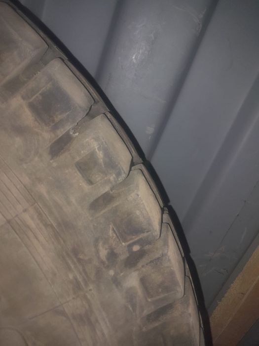 Продам покрышку грузовой