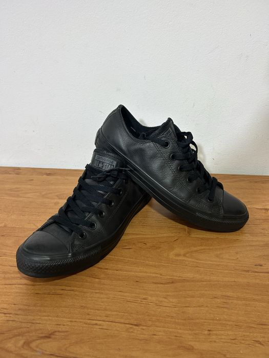 Nike converse …….