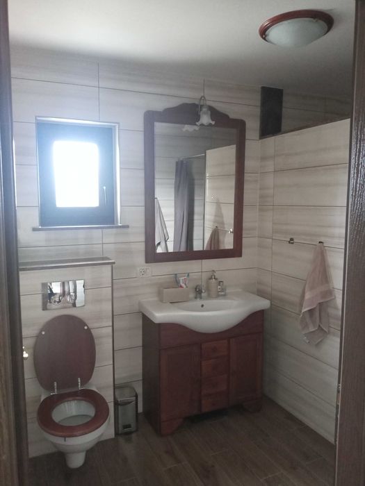 Casa de vanzare Horodnic de Jos 200m2 teren 2500m2 150000 euro