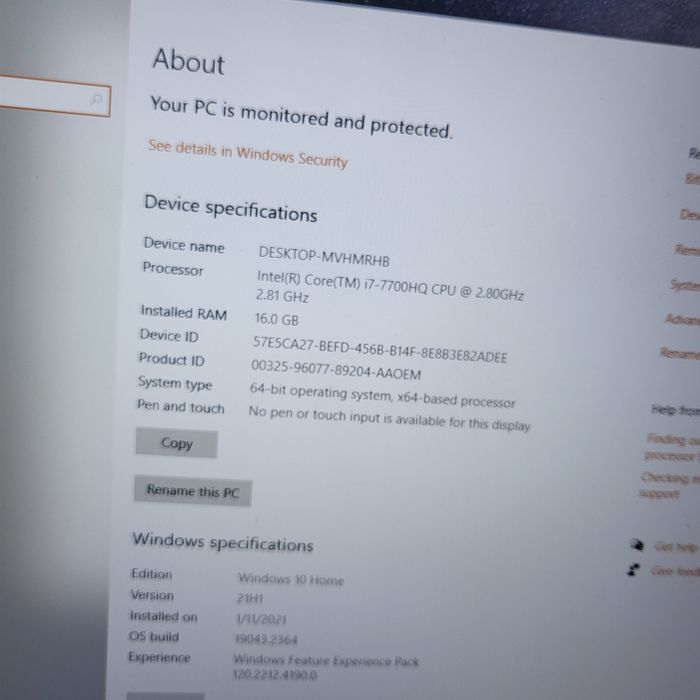 Продавам мощен геймърски лаптоп от САЩ нов Аsus  rog