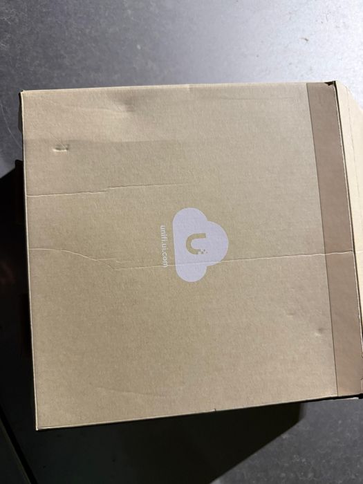 Здравствуйте продам усилитель роутер