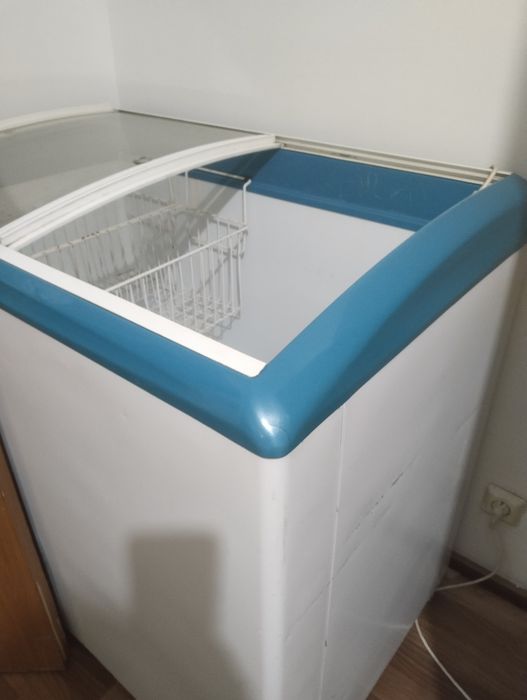 Срочно продам холодильник