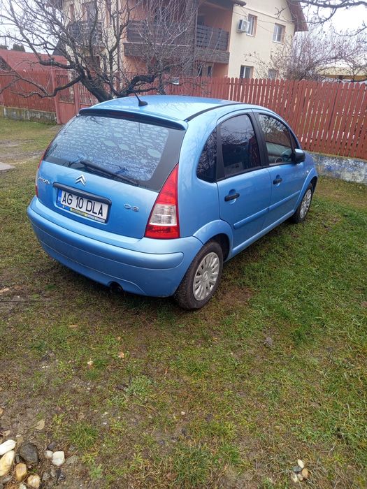 Vând Citroen C3 2009