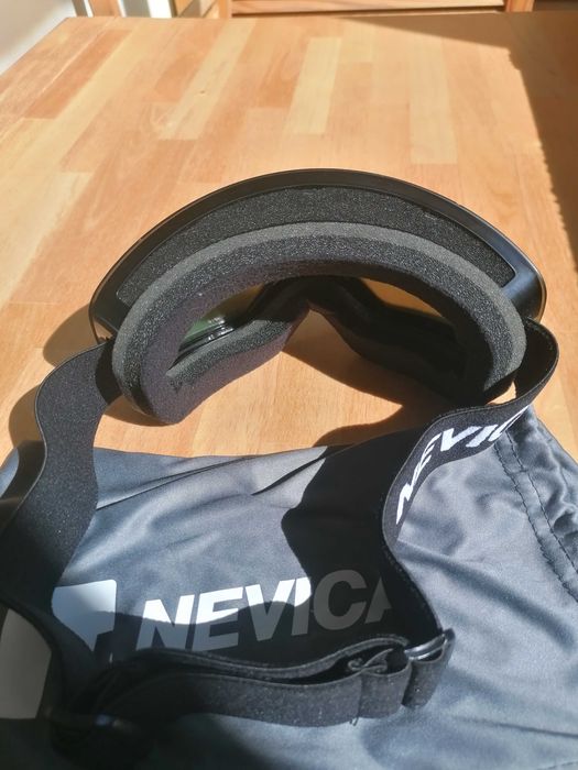 Ochelari schi snowboard Nevica  noi, anti-fog, protecție UV 400, model OTG compatibili cu ochelari de vedere, pouch inclus