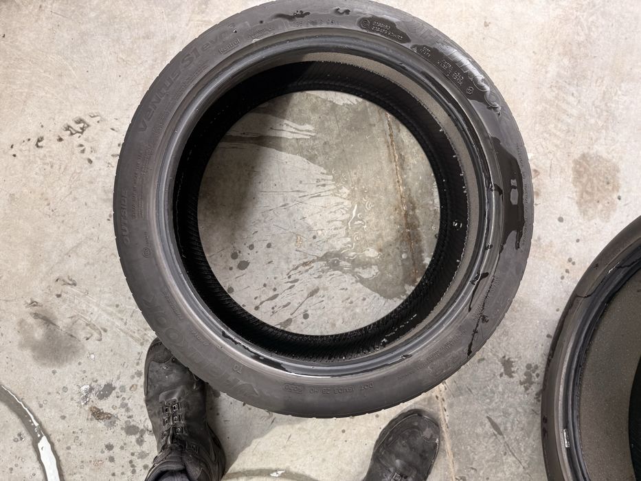 Летни гуми 235/40/19