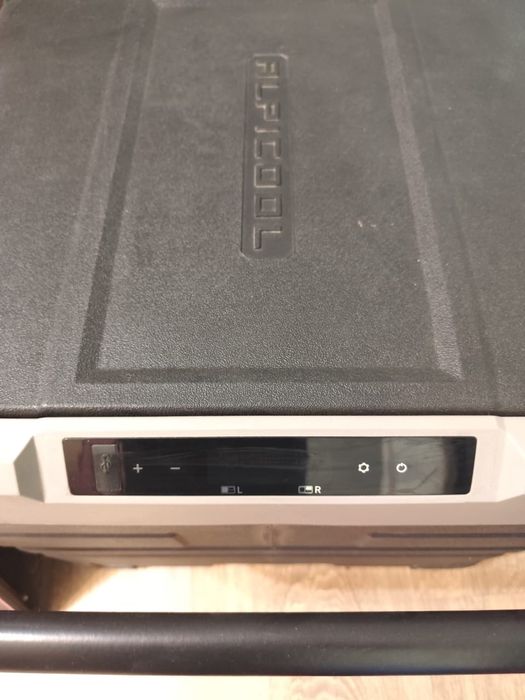 Компрессорный автохолодильник