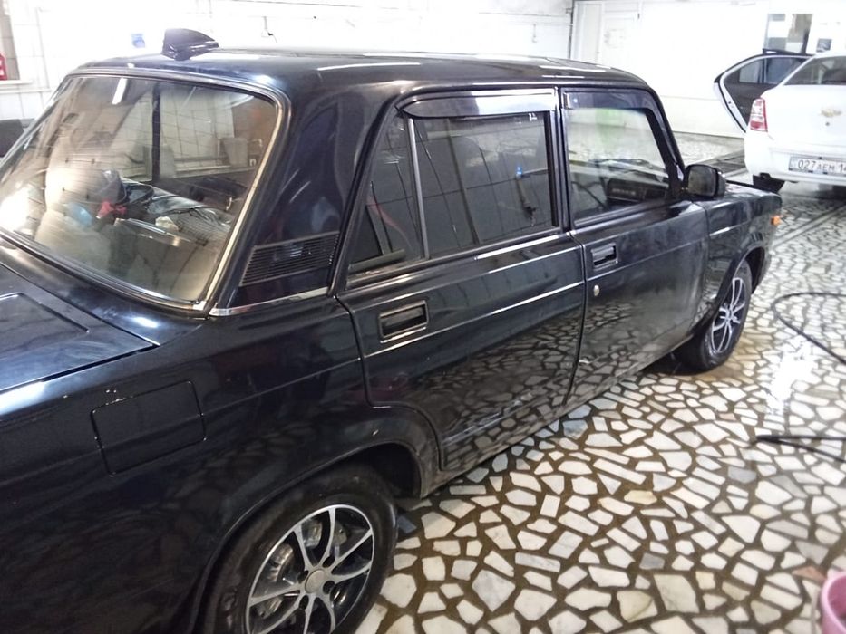 Продам машину Ваз Лада 2107