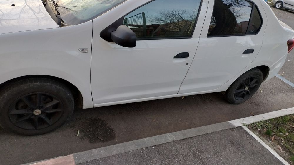 Vând Logan 2019 pretabil Uber