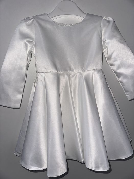 Нарядные платья для девочек