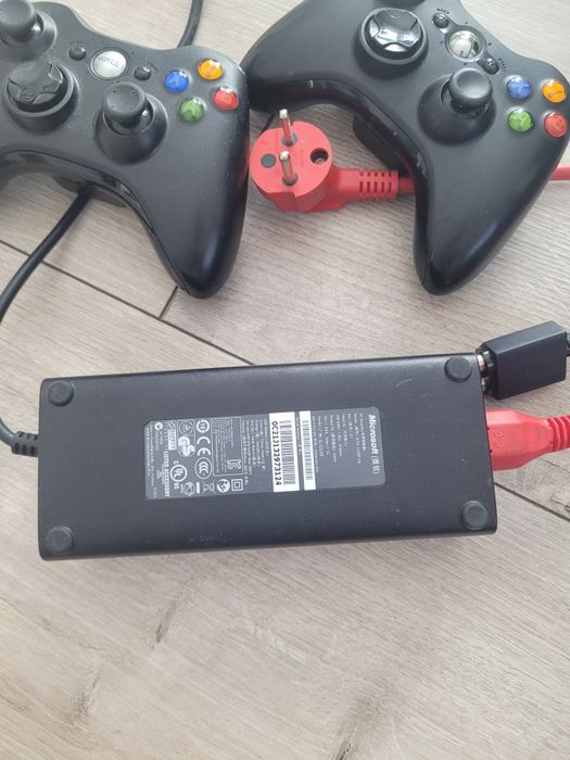 Alimentator maneta Xbox 360 funcțional asigur  probă